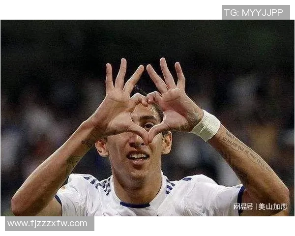 足球明星进球后的经典手势解析与背后故事分享 足球明星进球后的经典手势解析与背后故事分享