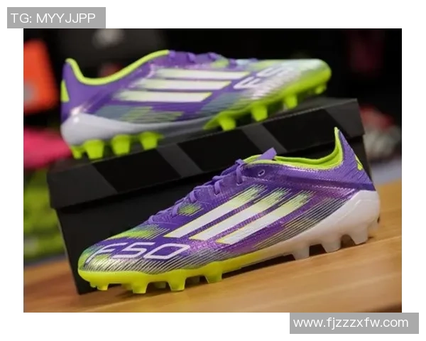 足球训练装备选购指南及推荐器材一览助你提升技艺