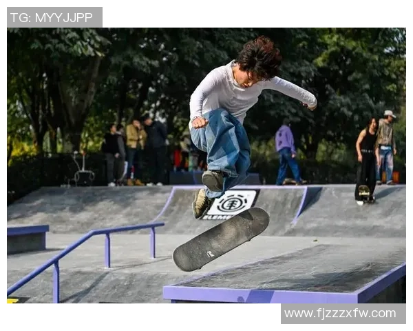 极限运动联赛点评：重庆滑板队的耐力表现